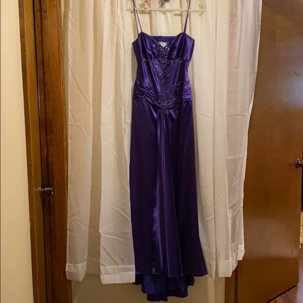 Long gown sequence/beading
